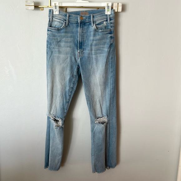 MOTHER Blue Ankle Cropped Jeans with Distressed Details - Picture 1 of 9